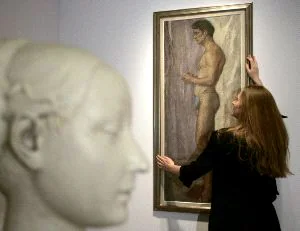 EXPOSICIÓN. Imagen del desnudo del actor. / D. MOIR. REUTERS