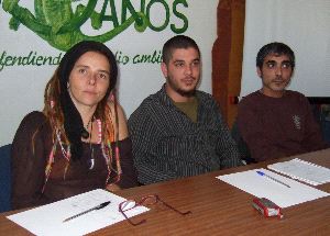 UNIDOS. Raquel Ñeco junto a Juan Antonio Carrasco y Francisco Perea. / G. TÉLLEZ