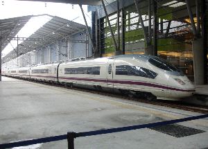 RAPIDEZ. Los trenes alcanzarán 300 kilómetros por hora. / G.R.