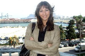 AYUDA. La que está prestando Solivia Pérez a un buen número de padres de la ciudad. / GARCÍA TÉLLEZ