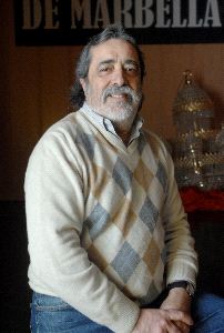 CARNAVAL. Francisco Román, 'Curro', preside la asociación. / J-L