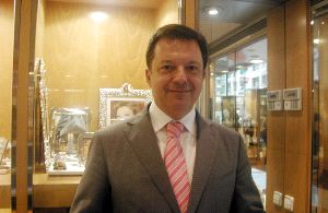 Rafael Cantero, joyero: «Una buena joya puede durar toda la vida si se cuida bien»