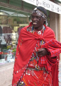 El masai que vino de Kenia