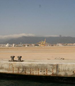 TERMINADO. Línea de muelle y explanada donde se instalará TTI Algeciras. / GARCÍA TÉLLEZ