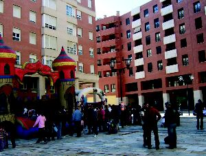 Vecinos y comerciantes solicitan mejoras en la Plaza de Verboom
