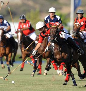 Scapa-Valdeparras y Ayala comienzan con victoria la Copa de Oro Jaeger