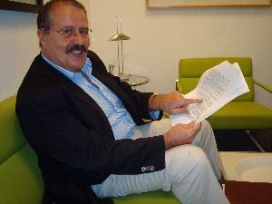 EL AFECTADO. José Pérez estuvo dos meses sin Internet por culpa del cambio de línea. / SUR