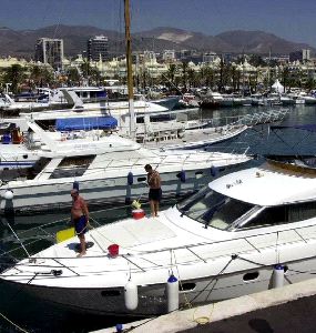 La Junta pretende impulsar la ampliación del puerto deportivo a lo largo de 2009