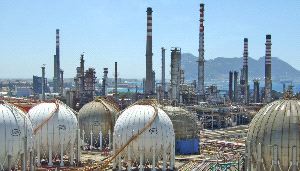 La industria química de la comarca y Huelva genera el 33% de la producción