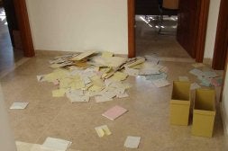 El ayuntamiento de Alozaina es escenario de un extraño asalto