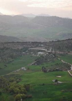 El cortijo está en una zona de suelo no urbanizable. / PLT