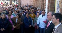 El alcalde de Málaga acudió ayer como invitado a la inauguración del paseo competeño. / E. C.