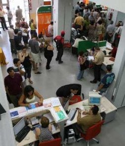 Cada vez más bajas son para evitar el desempleo. / SUR