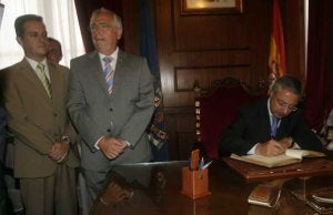 La Ciudad ha renovado sus relaciones con el Ministerio de Fomento tras los desencuentros con Magdalena Álvarez. / SUR