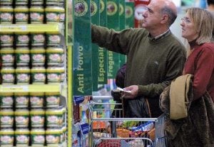 Los distribuidores se han puesto en pie de guerra. / SUR