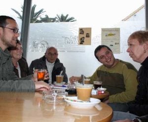 Un café en dos idiomas