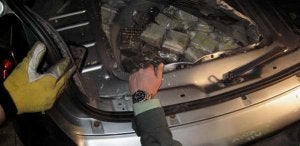 Los agentes han localizado en apenas seis días, y en el transcurso de tres intervenciones, más de 138 kilos de hachís. ::
SUR