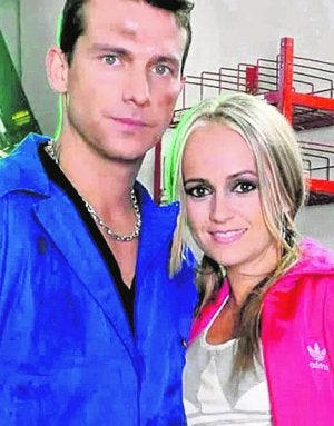 Al ex 'gh' Arturo le tocan... las palmas