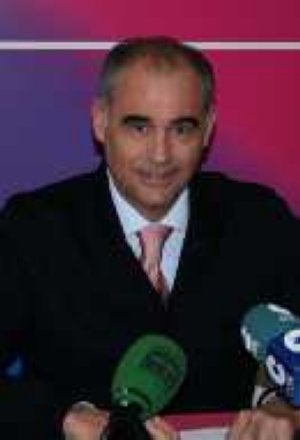 Emilio Guerra ::
SUR