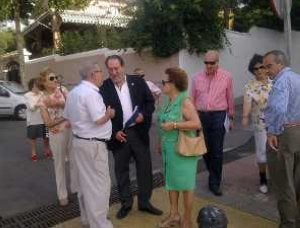 Moya, con vecinos de Solymar, Antonio Machado y La Roca. ::
SUR