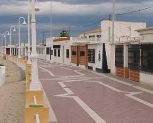 Las casetas de la Hípica serían derribadas para el Aquapark. ::
SUR