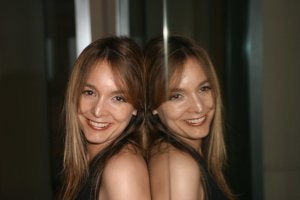 La fuengiroleña, hoy profesora en un colegio de Guadalajara, se ha mantenido ligada al mundo de la música como miembro de la orquesta Alcatraz. ::
SUR