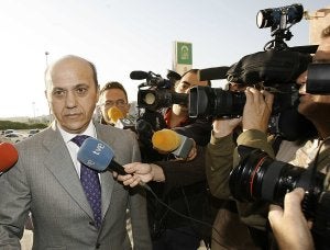 José María del Nido, que está siendo juzgado por la vía penal, se enfrenta a trece años de cárcel. ::                             SALVADOR SALAS