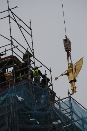Antequera saca brillo a su veleta más emblemática