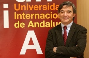 Fernando Arcas asume el reto de dirigir la sede tecnológica de la insitución académica. ::                             ÁLVARO CABRERA