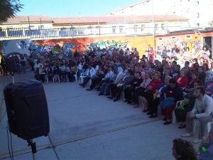 Los residentes dieron toda una lección de participación y ratificaron con sus votos las propuestas. ::                             SUR