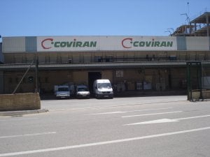 Covirán cierra esta semana su centro de distribución de Vélez. ::
A. P.