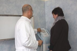 El Clínico desarrolla un programa que permite adelgazar sin fármacos ni operación