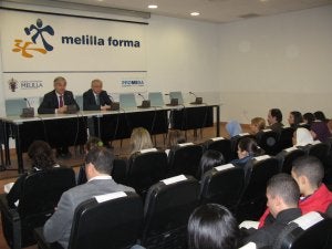 Los cursos de formación estarán dirigidos a jóvenes y a desempleados de cualquier edad. ::
SUR