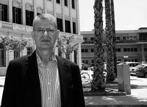 «Hacer un tercer carril en el paseo de los Curas es un disparate»