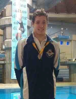 Carlos Peralta, oro en el Campeonato de España de natación