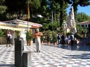El monumento natural recibe casi 380.000 visitas anuales. ::
E. C.