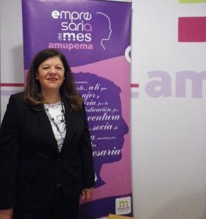 Adriana Bollón, durante el acto de reconocimiento. ::
SUR
