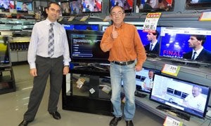 Juan Carlos Marmolejo Moreno junto a José Luis Iznata. ::
SUR