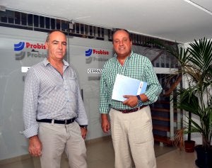 Francisco Corrales y Antonio González. ::
SUR