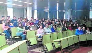 Los alumnos de segundo del grado en Bioquímica se sienten engañados ::                             CRÓNICA