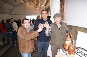 Jubrique se calienta a golpe de tragos de aguardiente