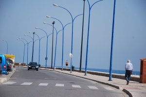 La reforma se mantendrá conforme a la propuesta inicial, con carriles y aparcamientos. ::                             M. C. J.