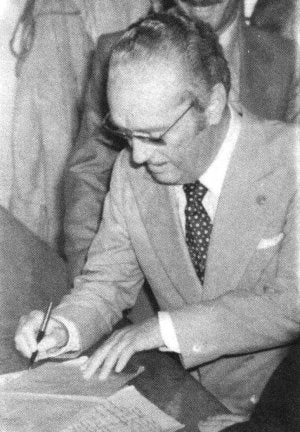 La figura de Jaime Solís en la Hermandad de las Penas