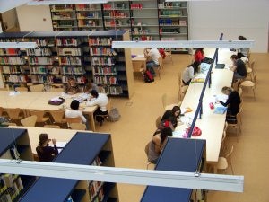 Más de 2.000 alumnos de la UMA no podrán examinarse en junio si no pagan la matrícula