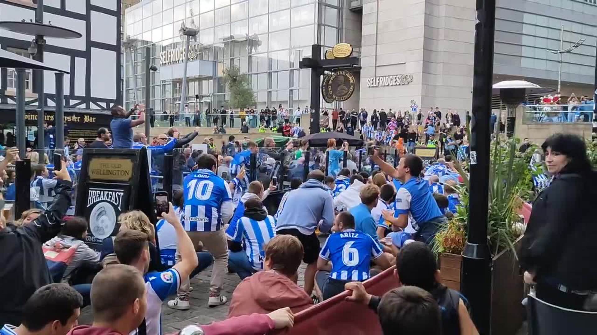 Ambiente de la afición en Manchester