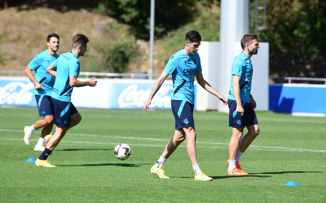Fotos: Entrenamiento de la Real Sociedad en Zubieta 