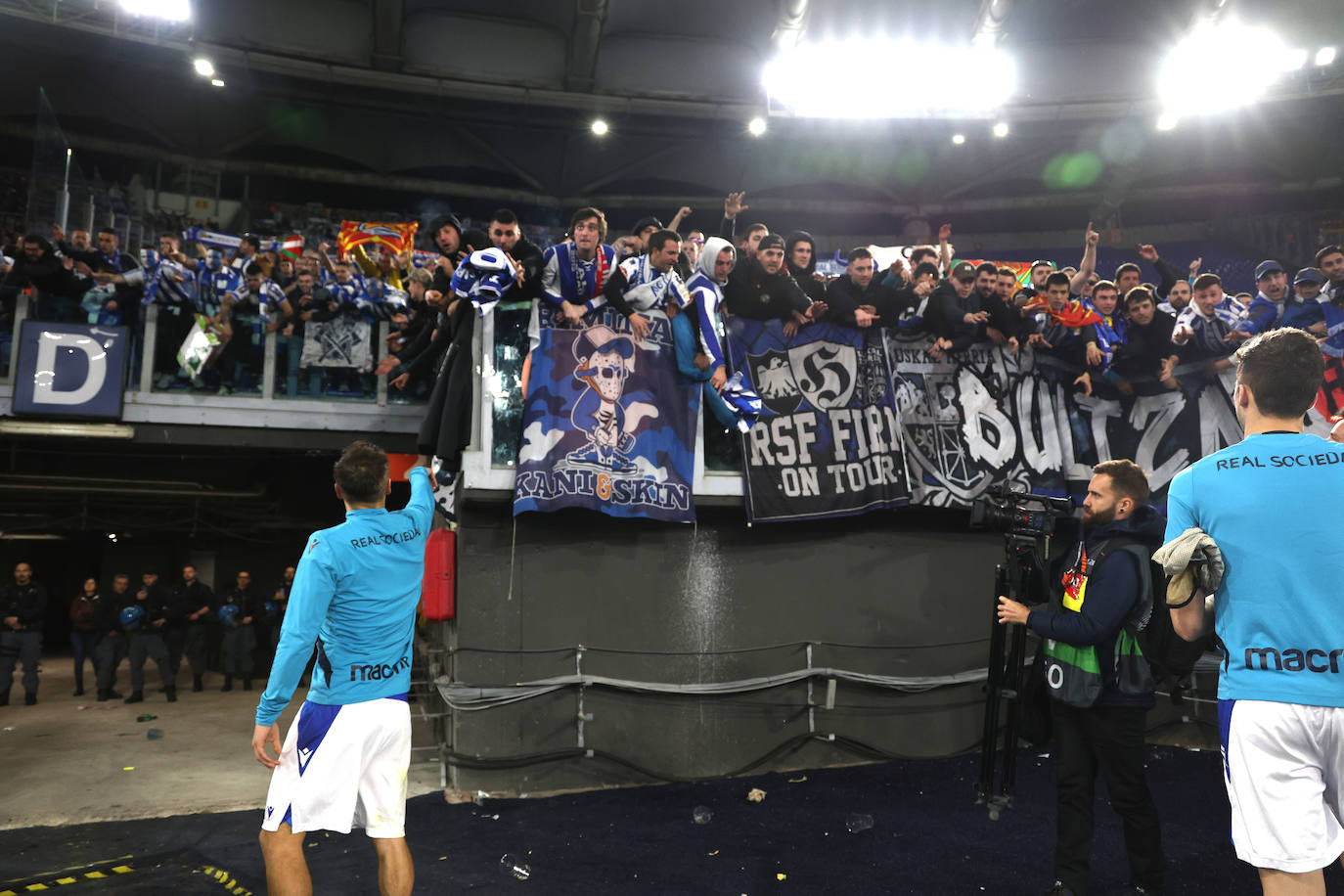 Los 2.000 realistas que soñaron en el Olímpico de Roma