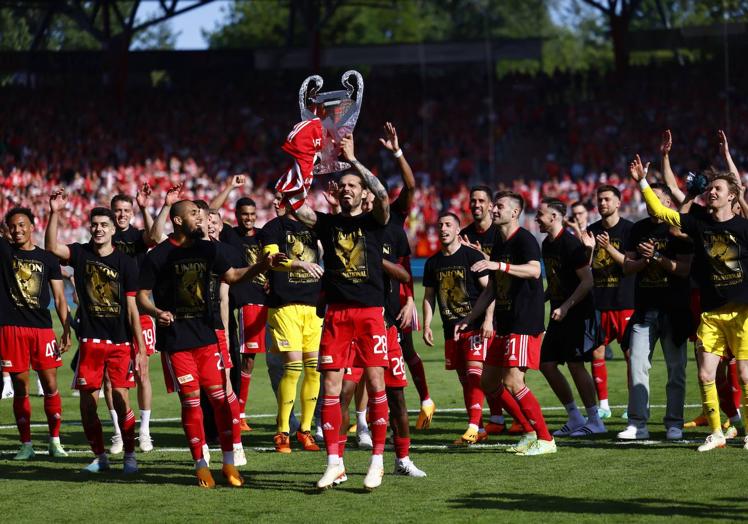 El Union Berlin celebra este sábado la clasificación a la Champions.