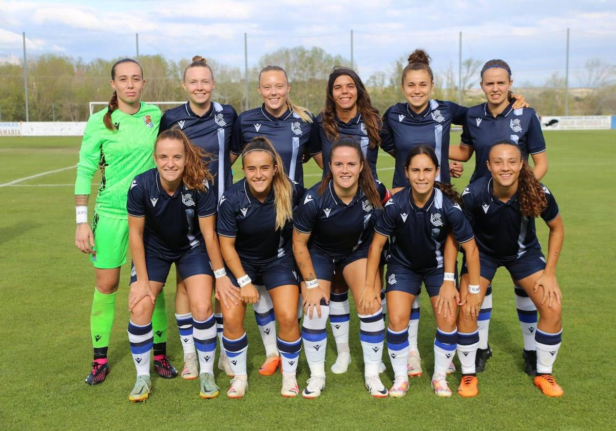 Las jugadoras de la Real portan una pulsera apoyando a Jenni Hermoso.