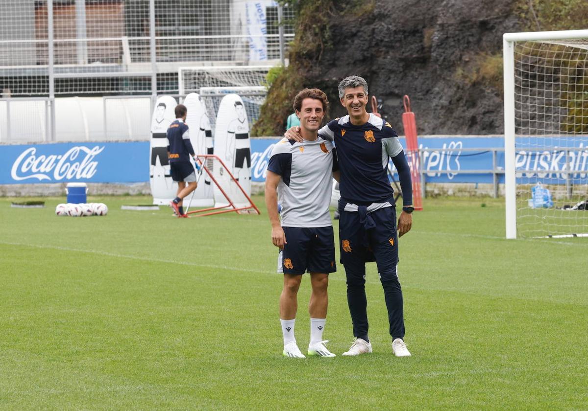 Álvaro Odriozola con Imanol Alguacil en Zubieta